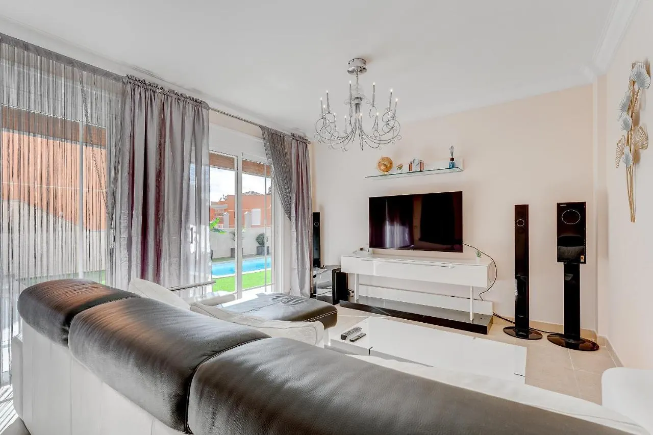 Luxury Villa In Los Cristianos Arona
